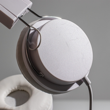 FONE DE OUVIDO ESTÉREO COM MICROFONE